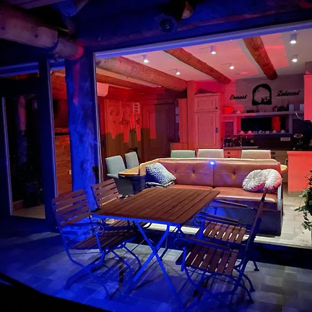 Holiday Home Ernest Zelezni With Hot Tub Ivancna Gorica Exterior foto