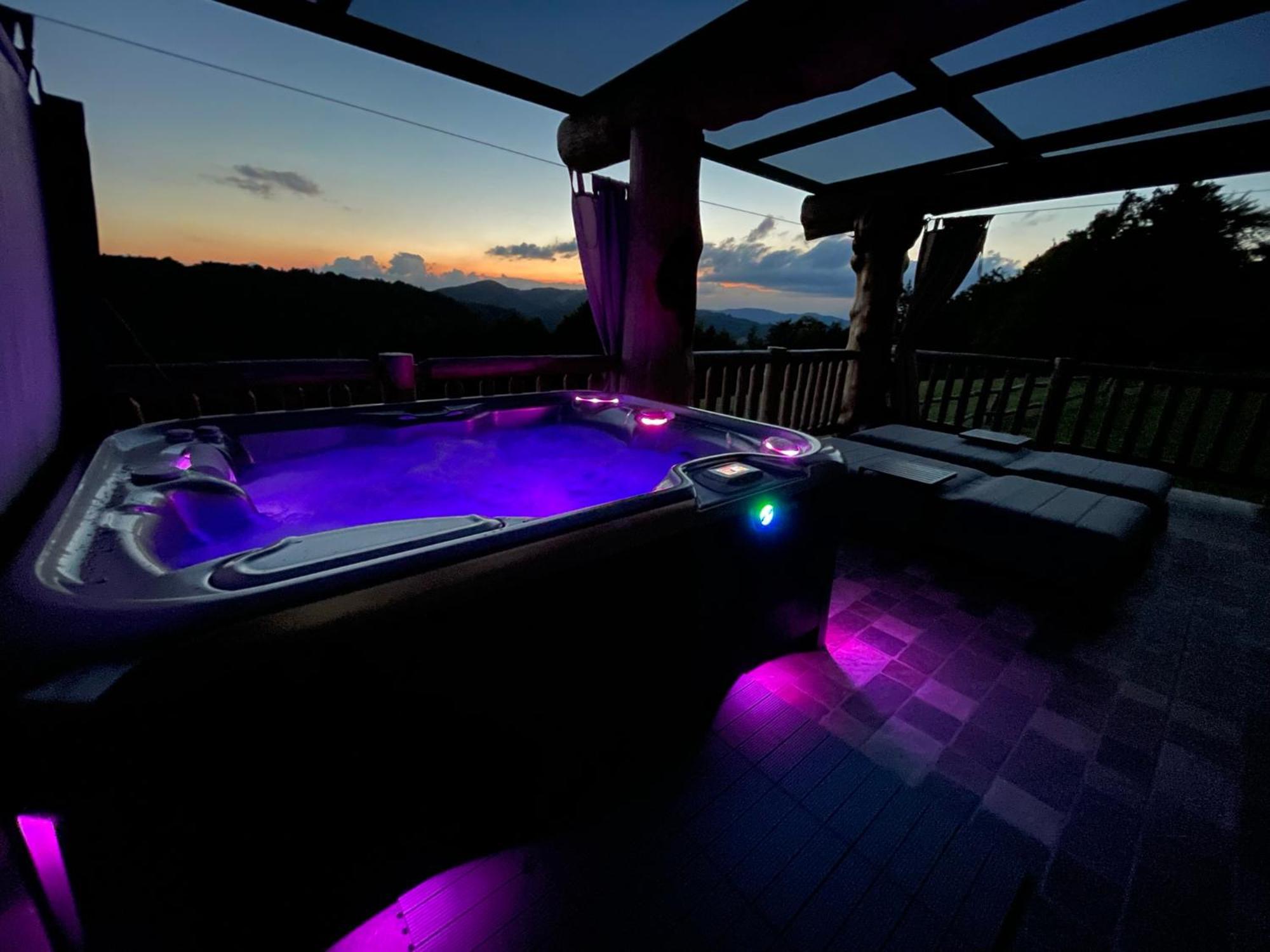 Holiday Home Ernest Zelezni With Hot Tub Ivancna Gorica Exterior foto