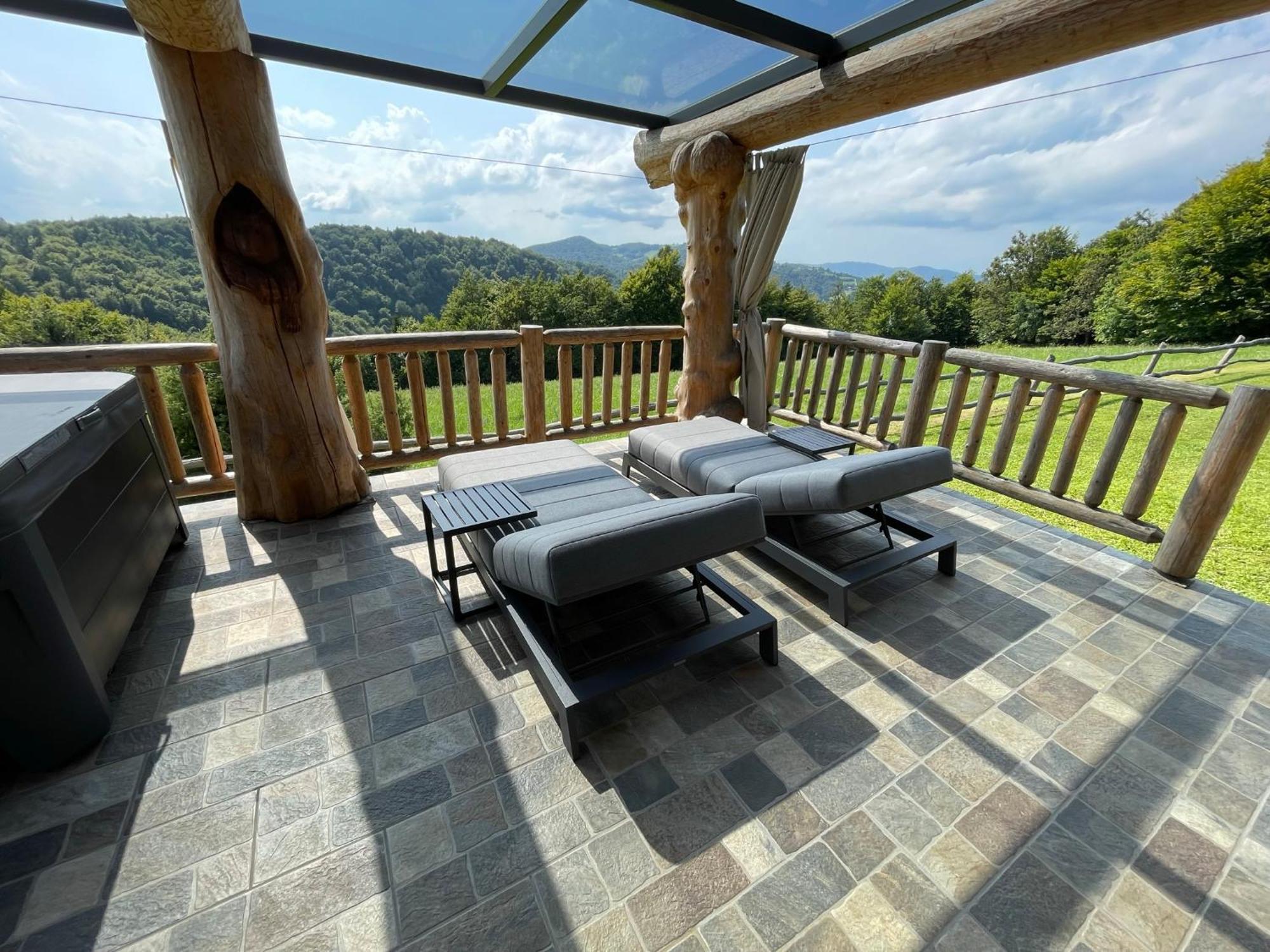 Holiday Home Ernest Zelezni With Hot Tub Ivancna Gorica Exterior foto